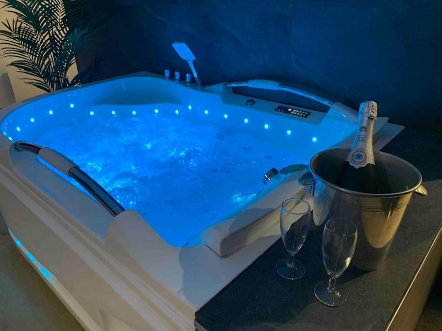 La Suite Saphir - Spa Privatif Nancy Extérieur photo